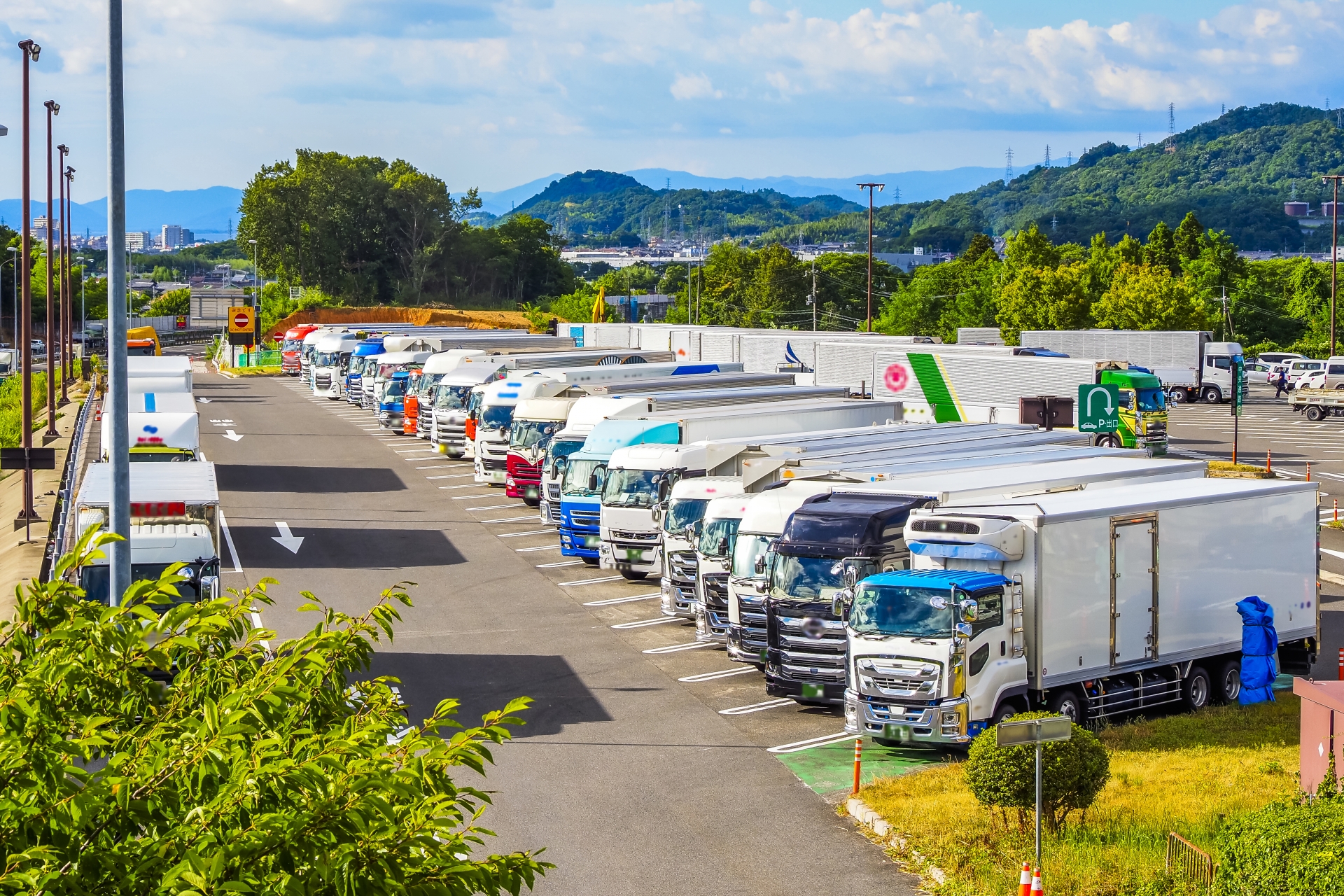 静岡の運送会社の選び方|荷主が中間コストを削減するポイント | ハコ 静岡の運送会社の選び方|荷主が中間コストを削減するポイント | ハコ